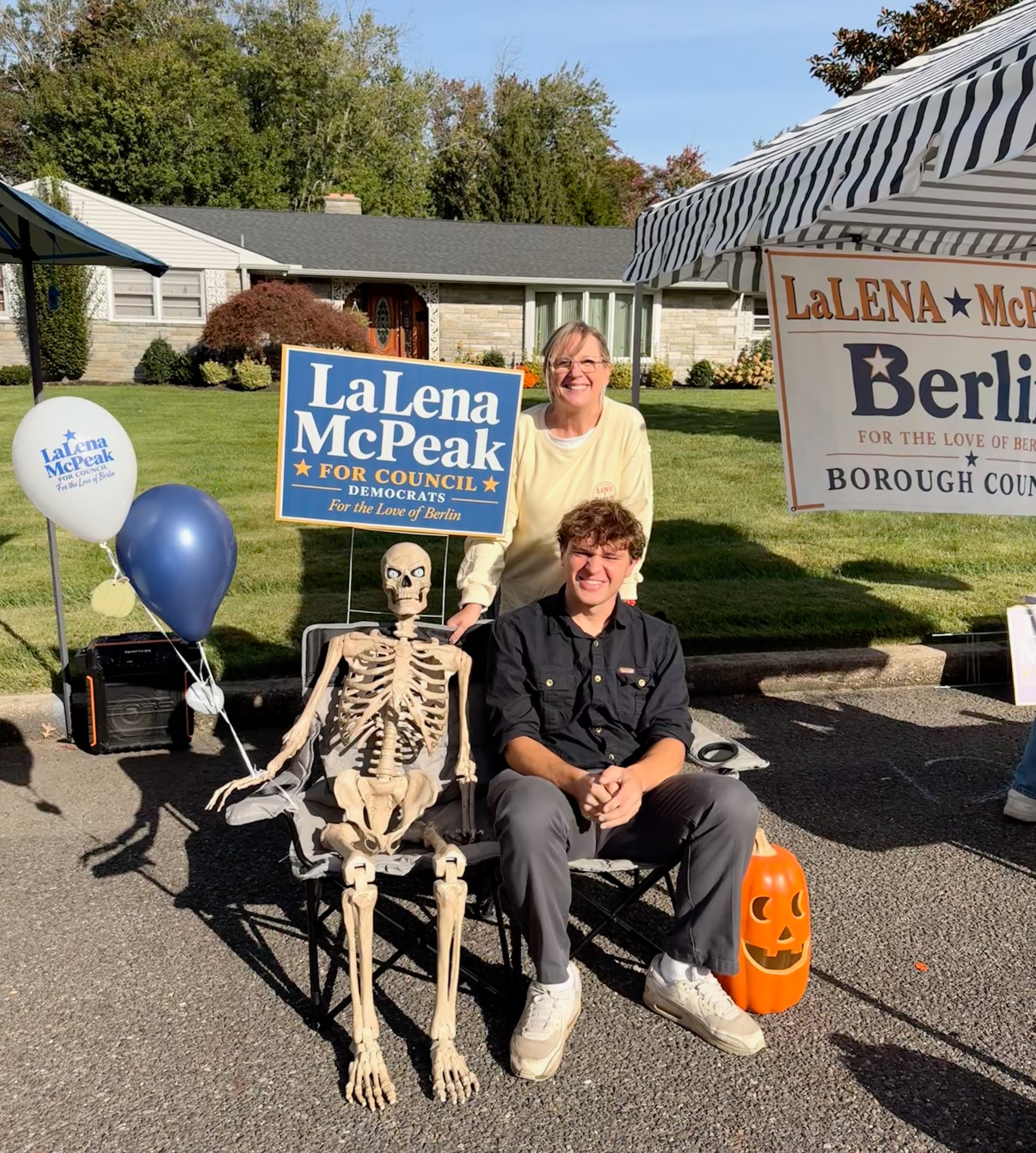 Suzanne LaLena and a supporter at the LaLena McPeak for Council table at the Berlin Fall Festival